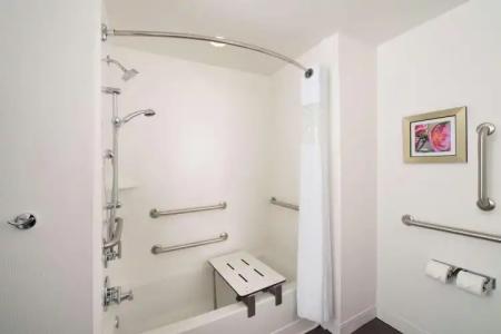 Hampton Inn Huntsville/Village of Providence, AL - 7