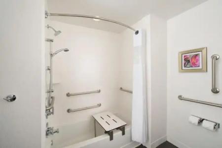 Hampton Inn Huntsville/Village of Providence, AL - 35