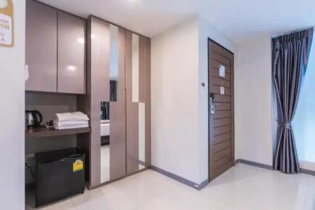 Cubic Pratunam - 45