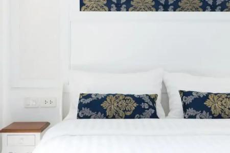 White Ivory Bed And Breakfast - 91