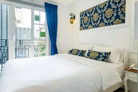 White Ivory Bed And Breakfast - 87