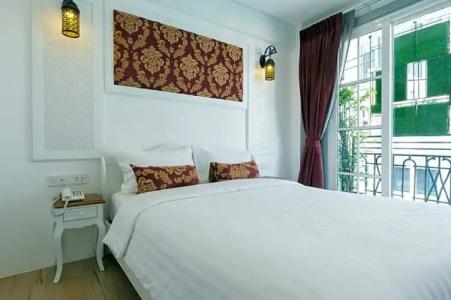 White Ivory Bed And Breakfast - 88