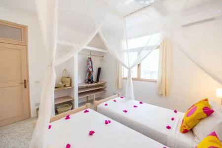 Sharazad Boutique - 24