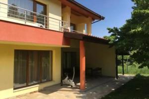 Kot Garden Guest House, Saparevo