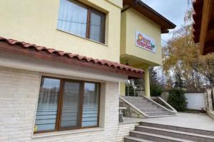 Kot Garden Guest House, Saparevo