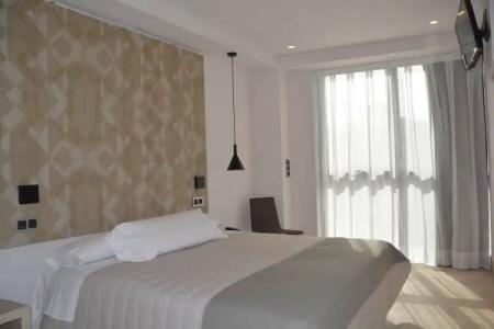 Bilbao Plaza - 4