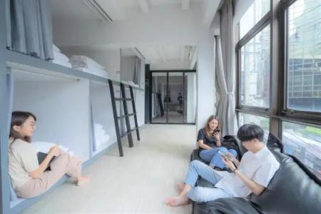 3Howw Hostel @ Sukhumvit 21 - 41
