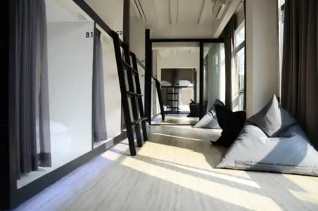 3Howw Hostel @ Sukhumvit 21 - 44