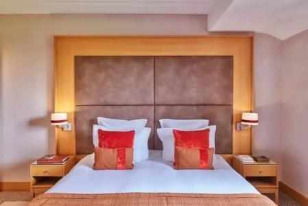 Hôtel Barrière L'Hôtel du Golf - 41