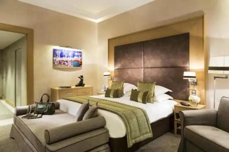 Hôtel Barrière L'Hôtel du Golf - 81