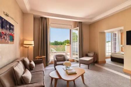 Hôtel Barrière L'Hôtel du Golf - 108