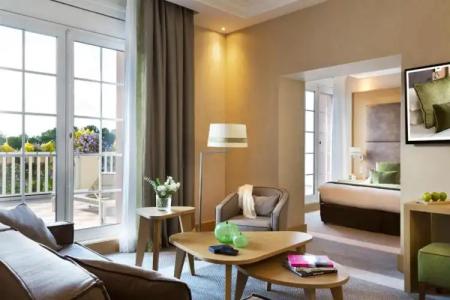 Hôtel Barrière L'Hôtel du Golf - 135