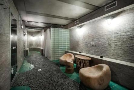 Jonathan Spa Estate - 8