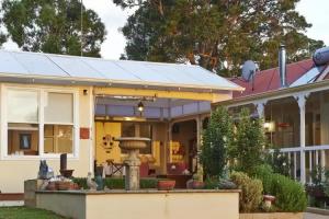 Karri House. Eat - Stay - Love, Margaret River