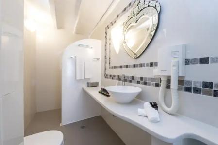 Smy Mykonos Suites & Villas - 6