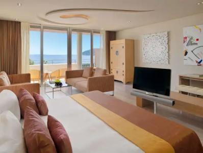 Aguas de Ibiza Grand Luxe - Small Luxury of the World - 6