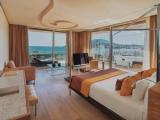 Grand Corner Double Suite