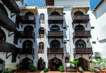 Dhow Palace