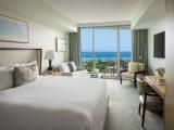 Double room with partial ocean view
