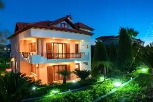 Filerimos Villa in superb place, New Pool !, Pastida