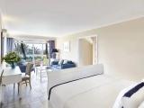 Pool Quadruple Family Villa