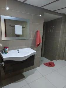 Harley Moon Hideaway - 26