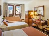 Classic with Terrace Triple room