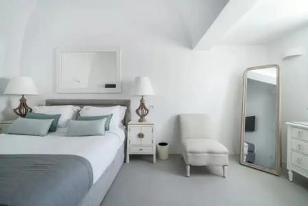 Aqua Luxury Suites Santorini - 310