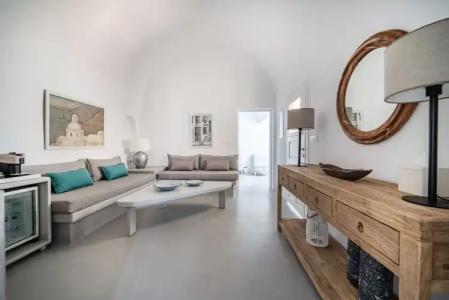 Aqua Luxury Suites Santorini - 302