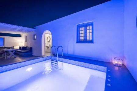 Aqua Luxury Suites Santorini - 299