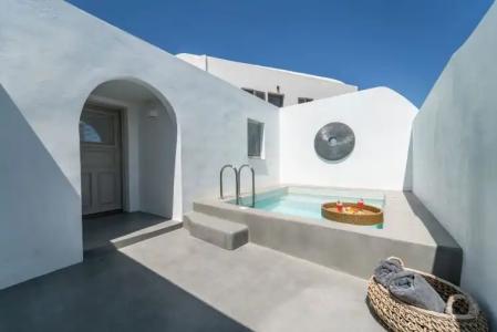Aqua Luxury Suites Santorini - 307