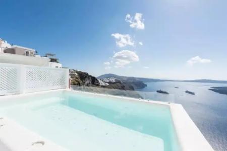Aqua Luxury Suites Santorini - 163