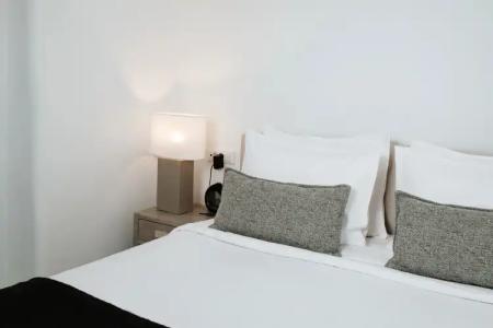 Aqua Luxury Suites Santorini - 1