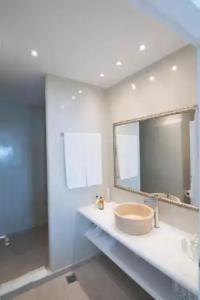 Aqua Luxury Suites Santorini - 218