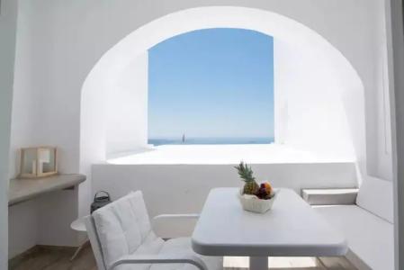 Aqua Luxury Suites Santorini - 99