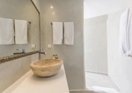 Aqua Luxury Suites Santorini - 6