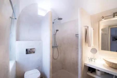 Aqua Luxury Suites Santorini - 91