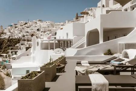 Aqua Luxury Suites Santorini - 150