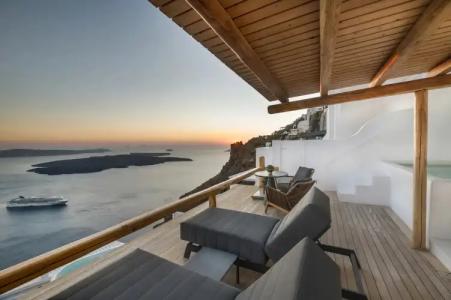 Aqua Luxury Suites Santorini - 171