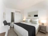 Junior Suite with Panoramic Caldera and Volcano Sea View