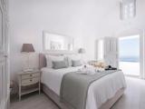2 Bedrooms Junior Suite with Panoramic Caldera and Volcano Sea View
