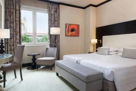 Sina Villa Medici, Autograph Collection - 6