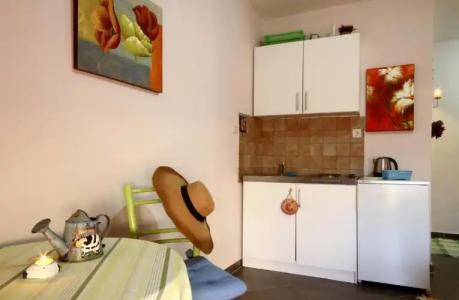 Lighthouse Apartments - 14