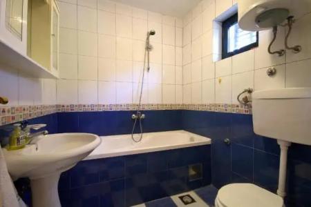 Lighthouse Apartments - 43