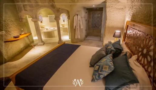 Azure Cave Suites - 90