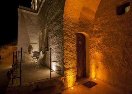 Azure Cave Suites - 20