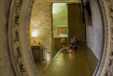 Azure Cave Suites - 21