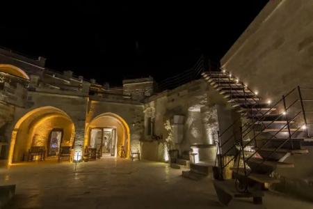 Azure Cave Suites - 13