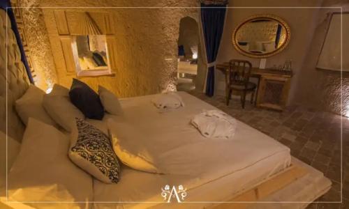 Azure Cave Suites - 73