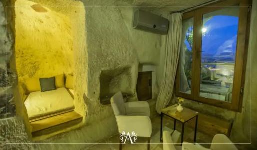 Azure Cave Suites - 88